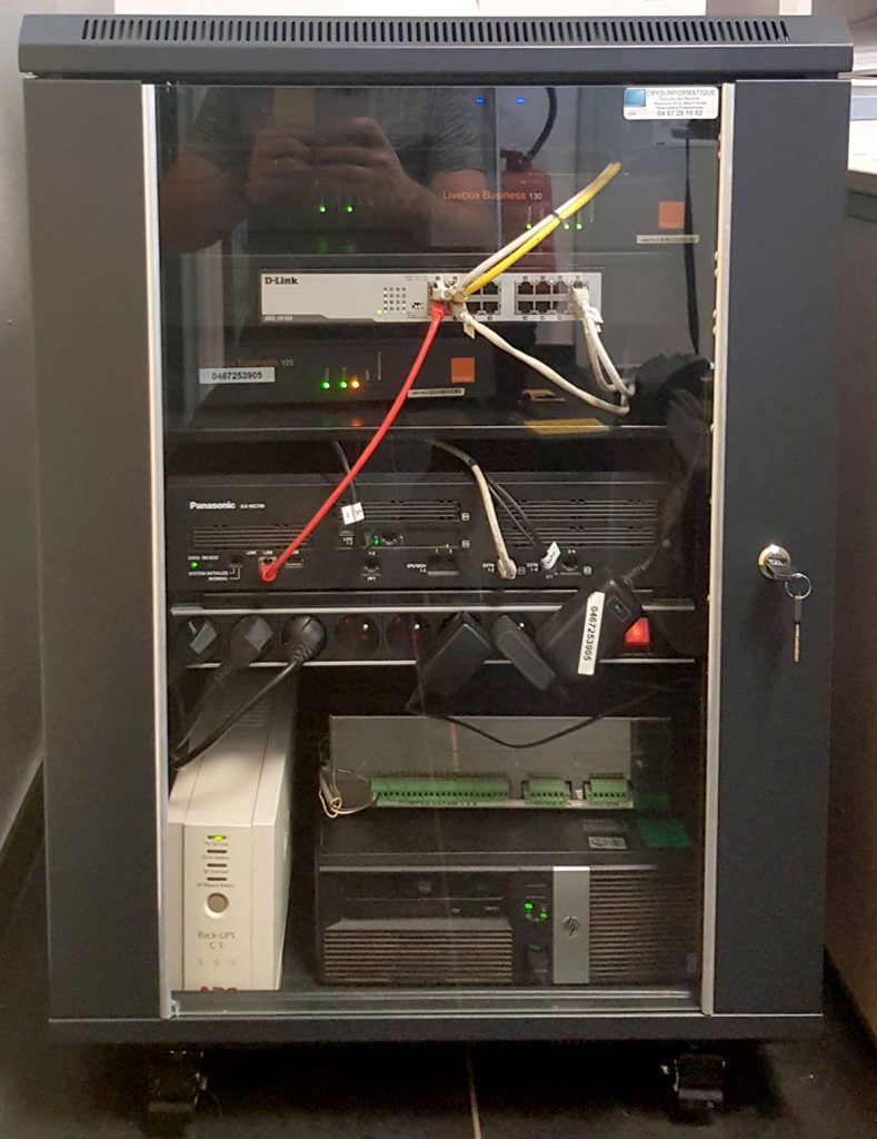 Câblage informatique et baie réseau